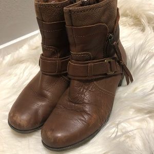 Women boots